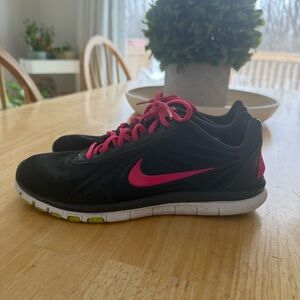 Nike Tennis Shoe